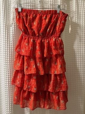 Forever 21 Red Floral Tiered Strapless Ruffle Dress